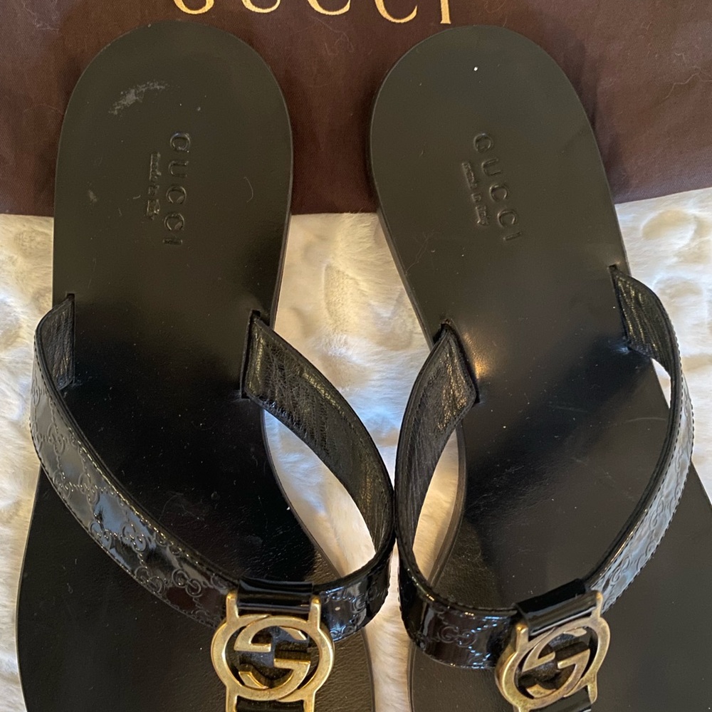 Gucci flat sandal - Picture 4 of 11